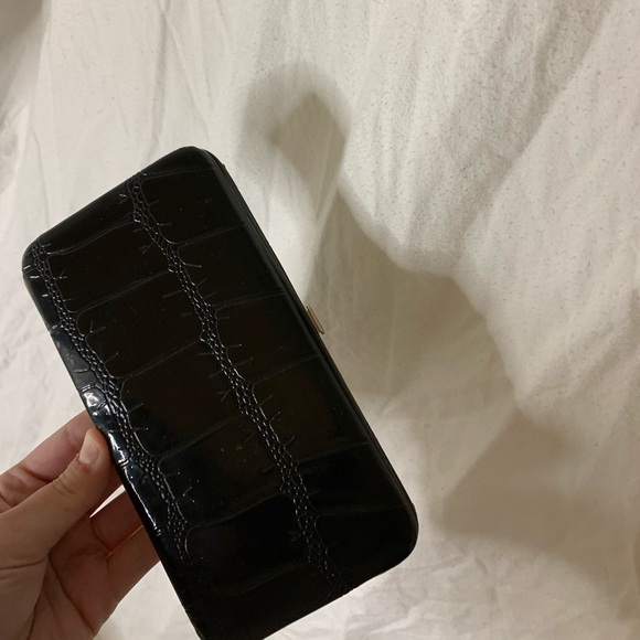 Handbags - Black Leather Snake Skin Wallet